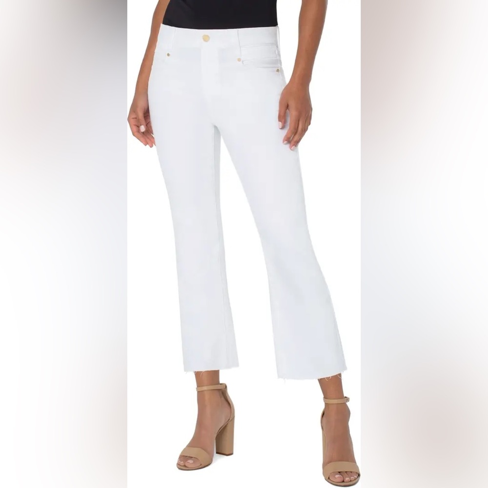 New- Gia Glider Pull-On Slim Straight Leg Jeans